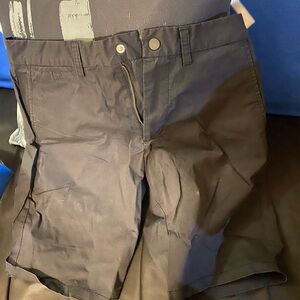 Old Navy Men's Black Shorts. Cotton, lightweight, comfortable, slim size: 30